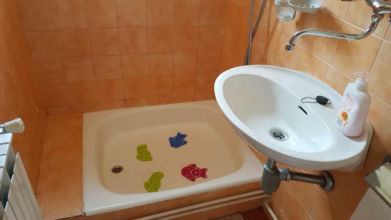 Ferienwohnung Apartamani Katarina Vl.Ilija Jusup Starigrad Paklenica Exterior foto